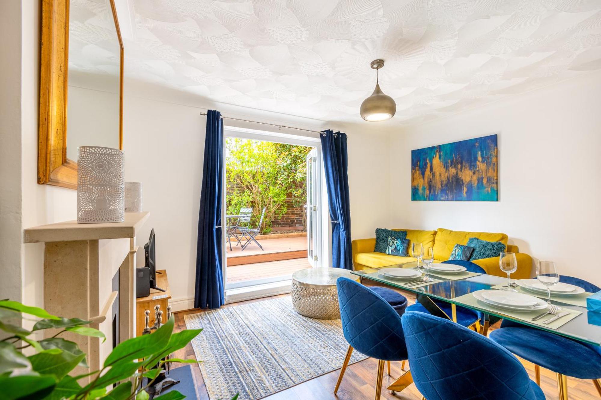 Modernized 2 Storey 2br With Garden Near Angel St