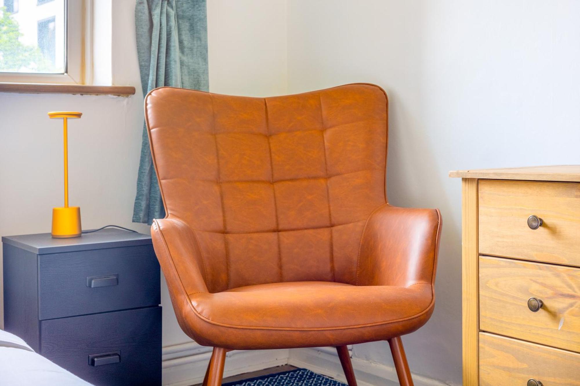 Modernized 2 Storey 2br With Garden Near Angel St * Londra